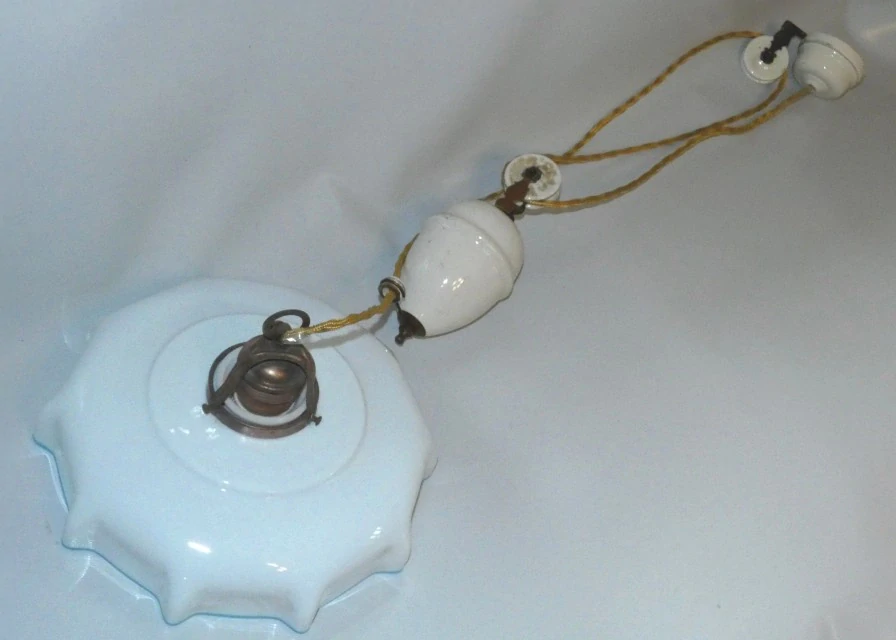 Stahovací lampa