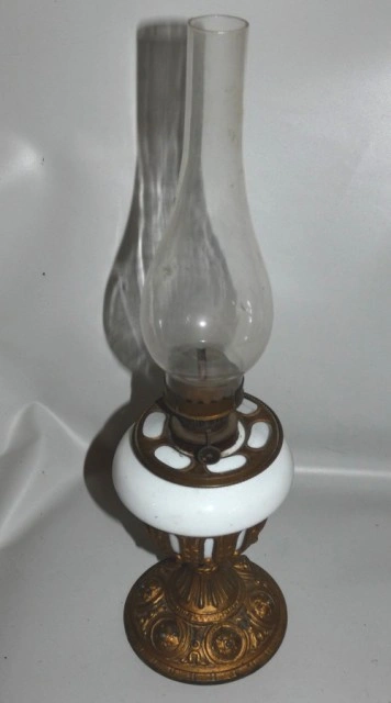 Petrolejová lampa