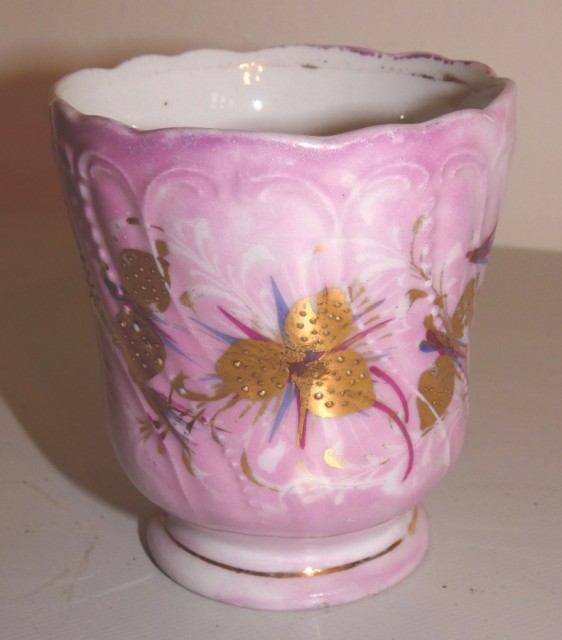 Porcelánový hrnek