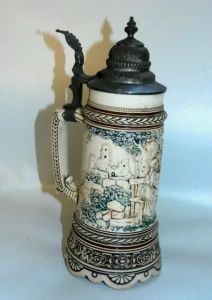Majolikový korbel 1890