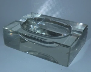 Designový popelník