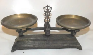 Kuchynská váha 2kg 19.století