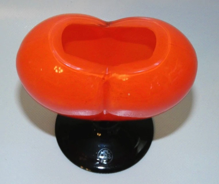 Váza srdce art deco