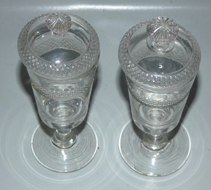 Párové sklenice s víčky 19.století