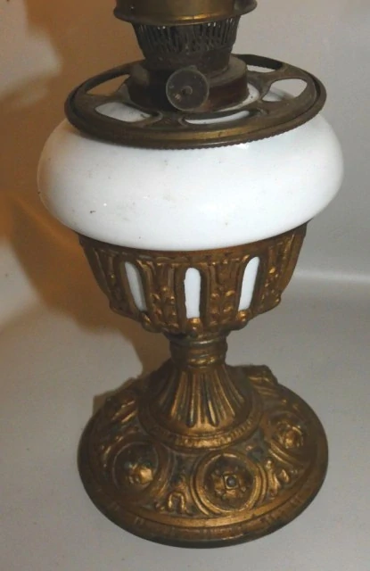 Petrolejová lampa
