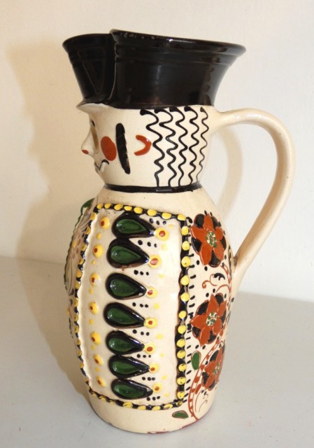 Keramický džbán