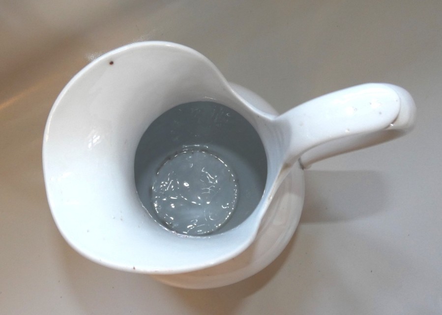 Porcelánový džbán