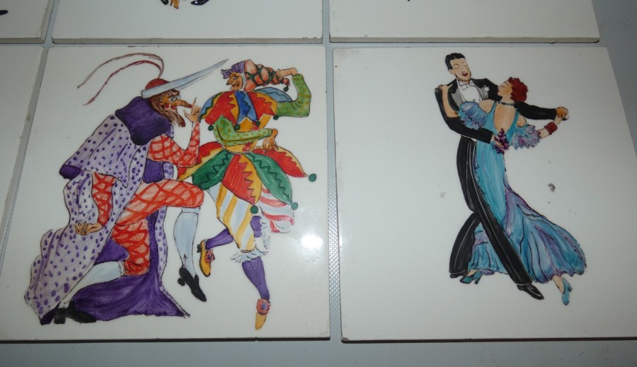 Malované keramické dlaždice signováno monogramem B.L.