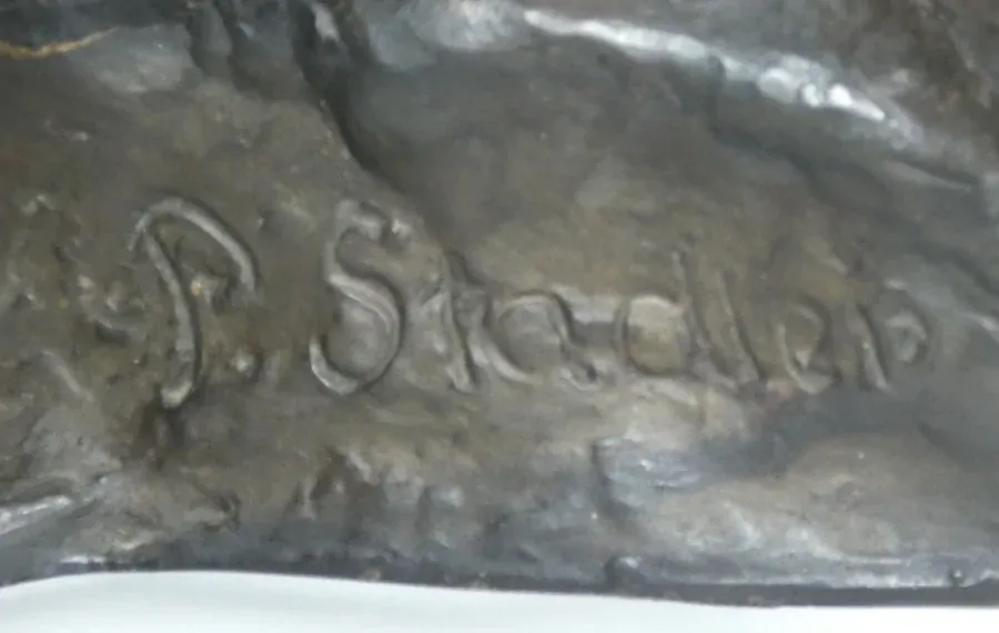 Plastika bronz signováno P.Stadler