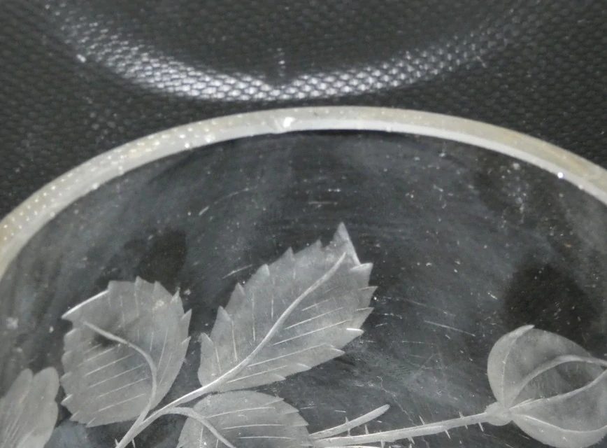 Broušená váza 1920