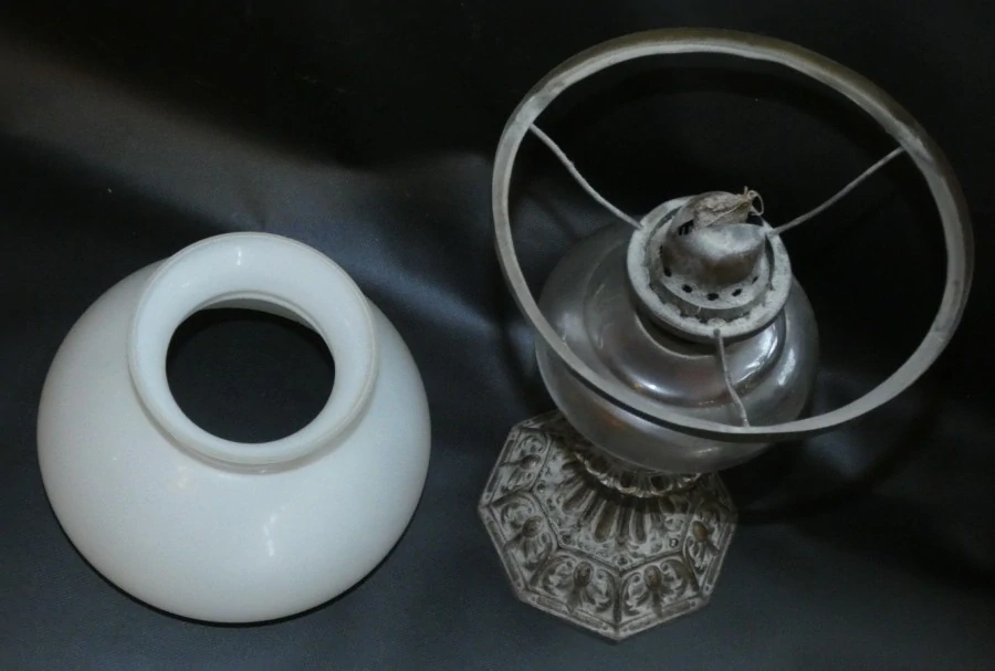 Petrolejová lampa
