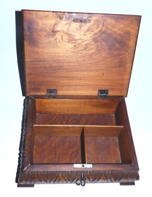 Lovecká souprava s monogramem MB 19.století