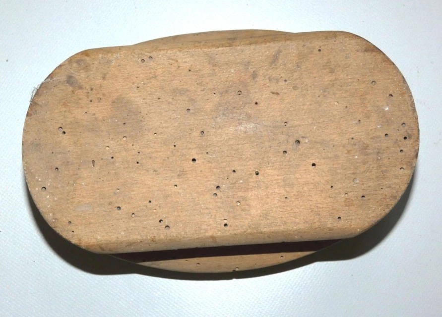 Dřevěná forma na máslo