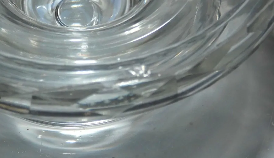 Skleněný nástolec