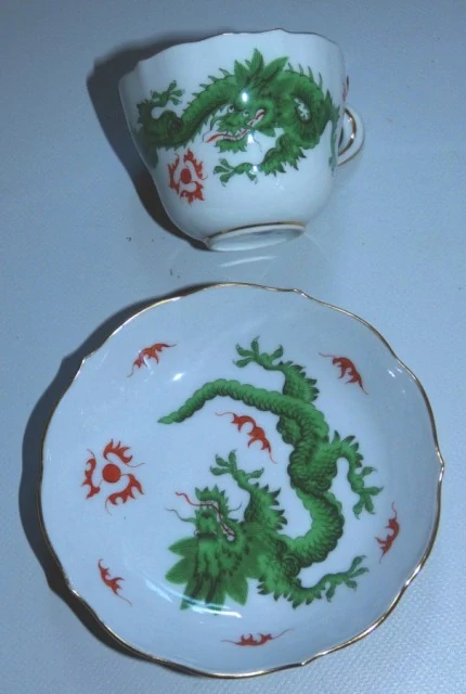 Kávový  servis s draky značeno Mišeň 1920