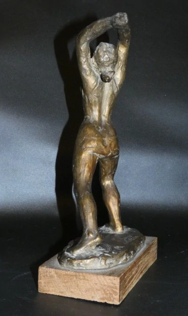 Socha gimnastky signováno A.Mrázek