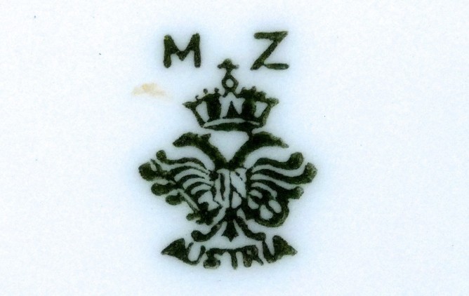 Stará porcelánová váza Stará Role