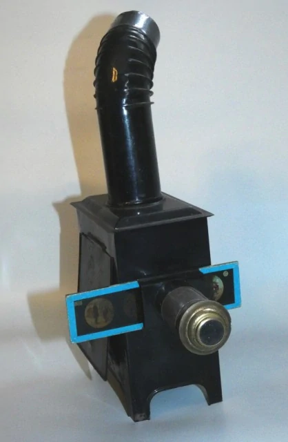 Dětský projektor laterna značky BING 1900.